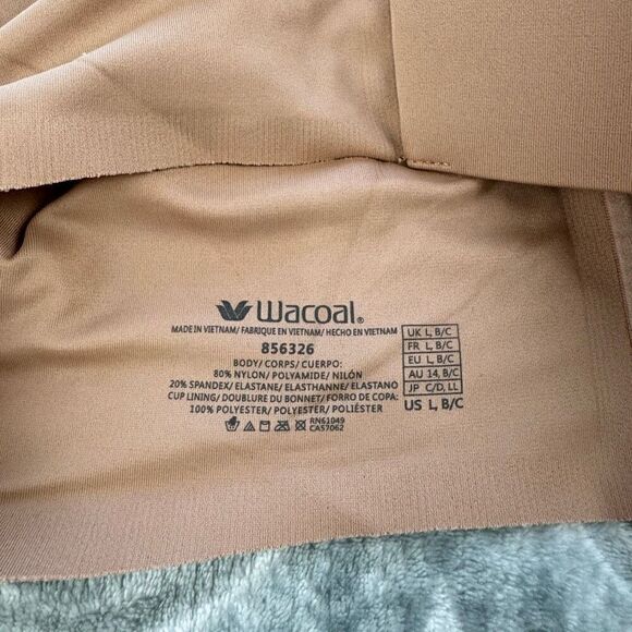 Wacoal Flawless Comfort Wirefree Bra - Picture 3 of 3